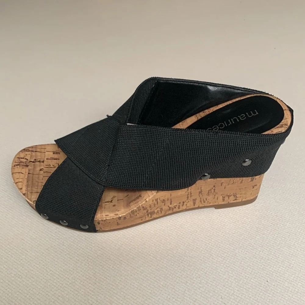 Maurice’s Elastic Black Strap Cork Platform Sandals
